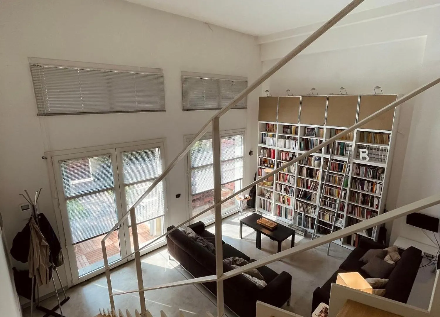 Ampio Loft Su Due Livelli Con Giardino Lägenhet Milano
