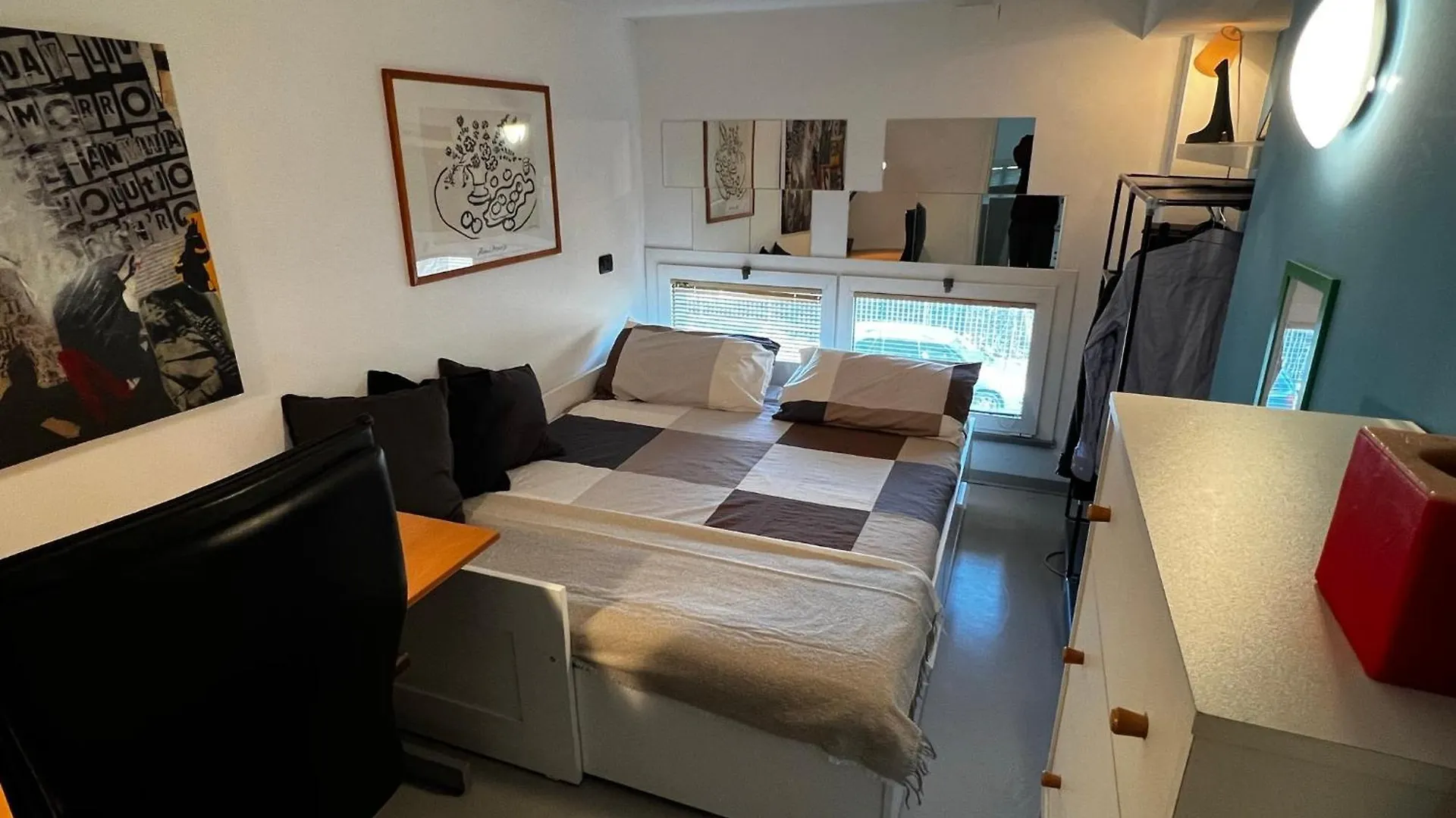 Ampio Loft Su Due Livelli Con Giardino Lägenhet Milano
